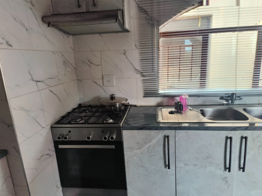 2 Bedroom Property for Sale in Ikageng North West